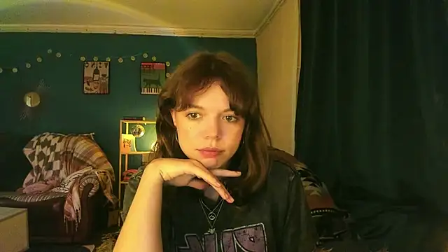 Snapshot of ClancyMorissey chatting on September 19, 2025, 6:08 pm ClancyMorissey online show from September 19, 2025, 6:08 pm