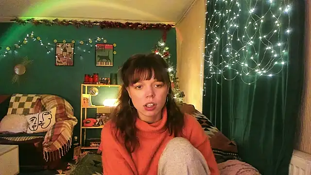 ClancyMorissey online show from December 14, 2025, 6:23 pm