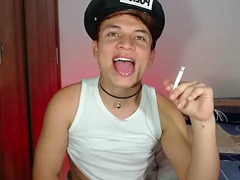 Leon Wild online show from March 22, 2026, 10:35 pm