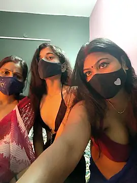 Snapshot of cutee__crazy chatting on January 14, 2026, 2:12 pm cutee crazy online show from January 14, 2026, 2:12 pm