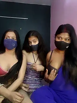 Snapshot of cutee__crazy chatting on January 16, 2026, 1:59 pm cutee crazy online show from January 16, 2026, 1:59 pm