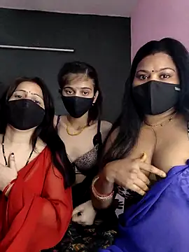 cutee  crazy online show from May 2, 2026, 2:44 pm