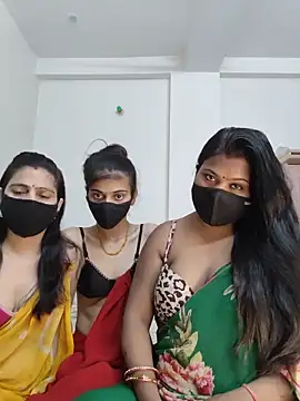 cutee  crazy online show from May 28, 2026, 1:52 pm