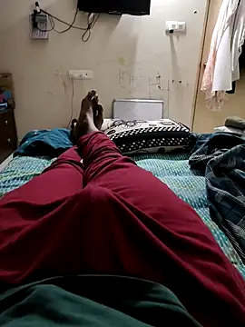 Snapshot of mkmony chatting on November 23, 2025, 7:24 pm mkmony online show from November 23, 2025, 7:24 pm