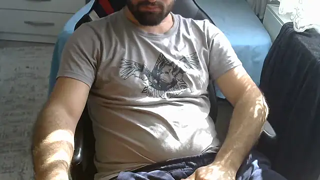 Snapshot of crazybaby5461 chatting on February 14, 2026, 11:07 am crazybaby5461 online show from February 14, 2026, 11:07 am