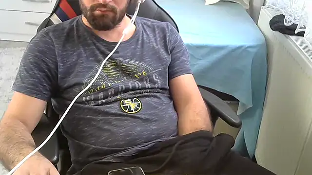 crazybaby5461 online show from February 15, 2026, 1:09 pm