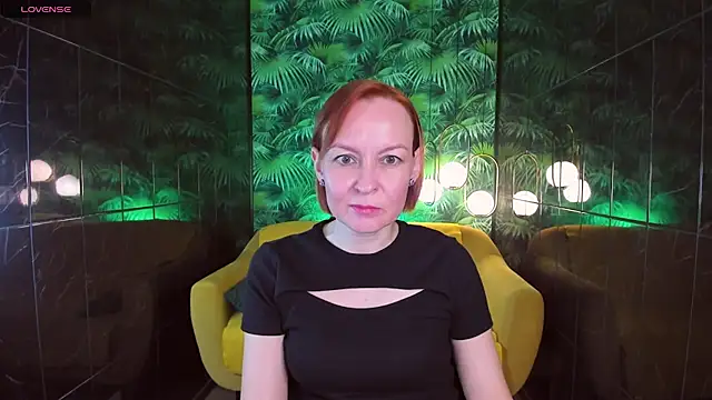 NikaGentle online show from December 25, 2024, 5:48 am