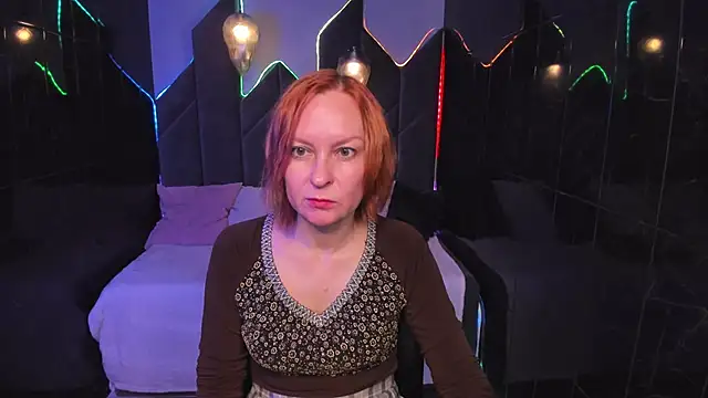 NikaGentle online show from October 11, 2025, 5:39 am