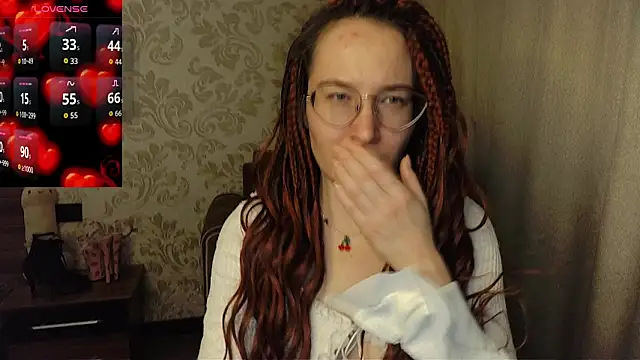 Snapshot of AgnesGraham chatting on October 20, 2025, 9:26 pm AgnesGraham online show from October 20, 2025, 9:26 pm