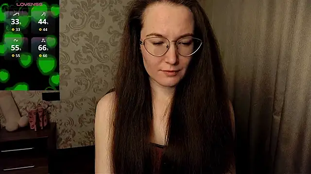 Snapshot of AgnesGraham chatting on December 2, 2025, 10:05 pm AgnesGraham online show from December 2, 2025, 10:05 pm