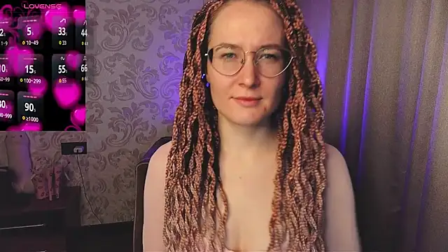 Snapshot of AgnesGraham chatting on December 13, 2025, 9:53 pm AgnesGraham online show from December 13, 2025, 9:53 pm