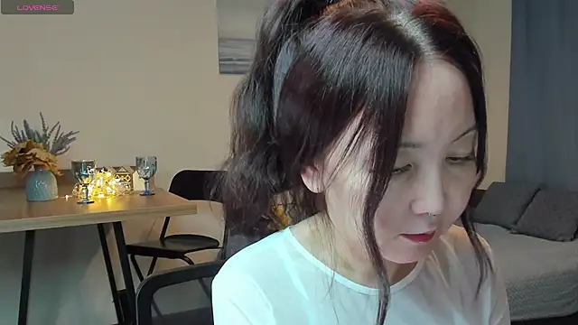 AvroraSakura online show from January 27, 2025, 8:39 pm