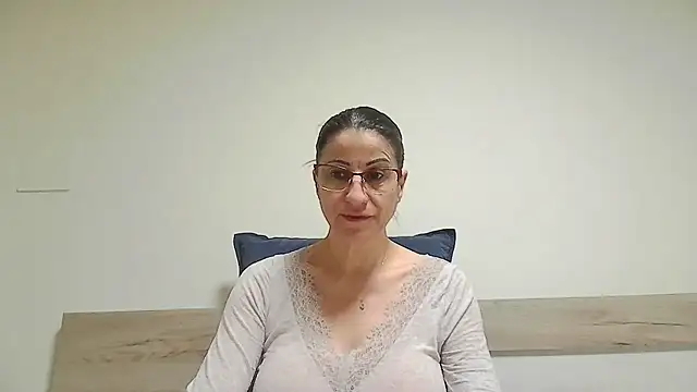 Snapshot of Sanada_hot chatting on January 16, 2026, 7:56 am Sanada hot online show from January 16, 2026, 7:56 am