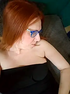 Snapshot of lollipop_cat chatting on December 27, 2024, 9:00 pm lollipop cat online show from December 27, 2024, 9:00 pm