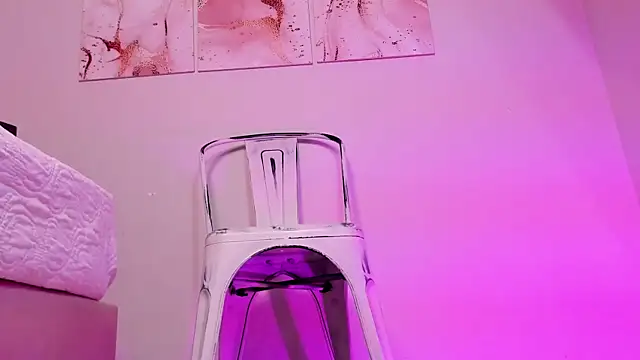 ambar sullivan online show from February 24, 2025, 2:48 pm