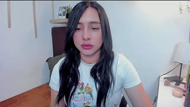 Snapshot of isabella_jade chatting on January 12, 2025, 1:53 am isabella jade online show from January 12, 2025, 1:53 am