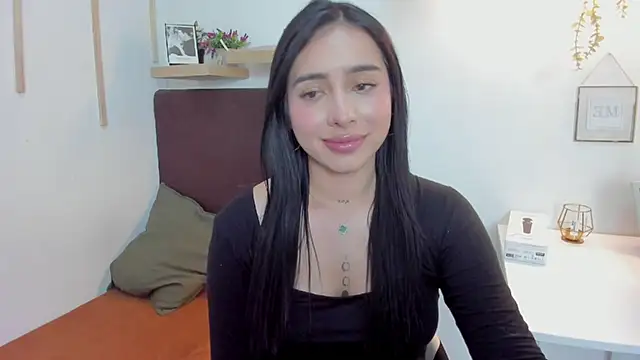 Snapshot of isabella_jade chatting on February 17, 2025, 10:14 pm isabella jade online show from February 17, 2025, 10:14 pm