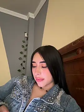 Snapshot of isabella_jade chatting on September 23, 2025, 1:25 pm isabella jade online show from September 23, 2025, 1:25 pm