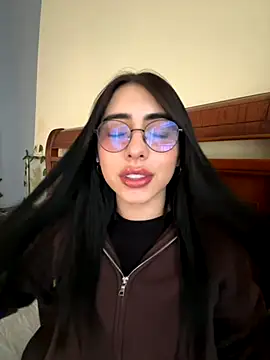 Snapshot of isabella_jade chatting on September 25, 2025, 1:15 pm isabella jade online show from September 25, 2025, 1:15 pm