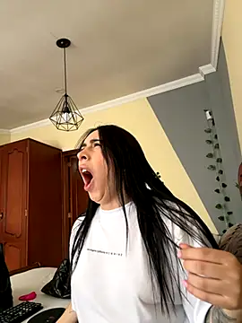 Snapshot of isabella_jade chatting on October 13, 2025, 4:18 pm isabella jade online show from October 13, 2025, 4:18 pm