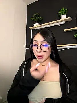 Snapshot of isabella_jade chatting on January 8, 2026, 11:07 pm isabella jade online show from January 8, 2026, 11:07 pm