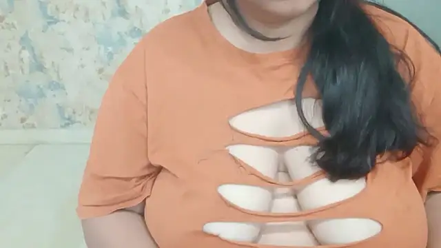 Snapshot of yoursnishaa chatting on February 7, 2026, 3:49 pm yoursnishaa online show from February 7, 2026, 3:49 pm