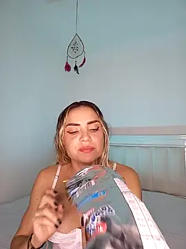 Snapshot of ASHLEY_BLAIR chatting on January 14, 2025, 9:20 pm ASHLEY BLAIR online show from January 14, 2025, 9:20 pm