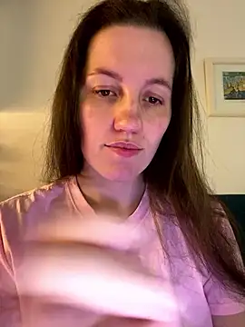 Snapshot of Nicole-Ray chatting on January 8, 2026, 9:33 am Nicole-Ray online show from January 8, 2026, 9:33 am