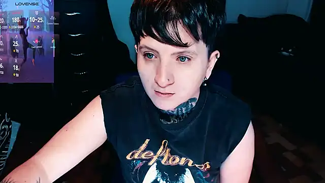 Marieblueeyes online show from October 21, 2025, 11:55 am