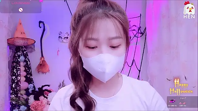 hen237 online show from October 27, 2025, 10:03 pm