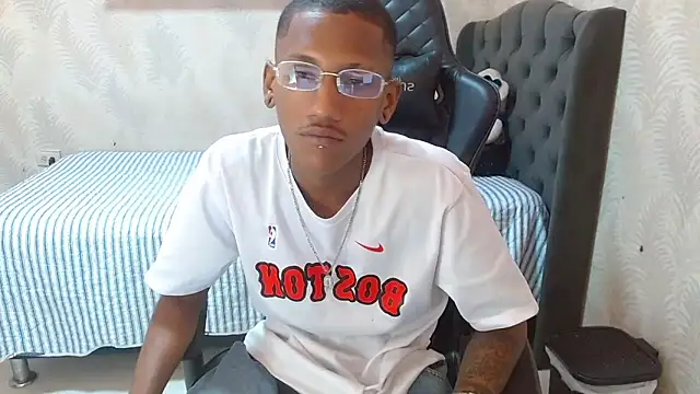 ManSant online show from October 20, 2025, 2:50 pm