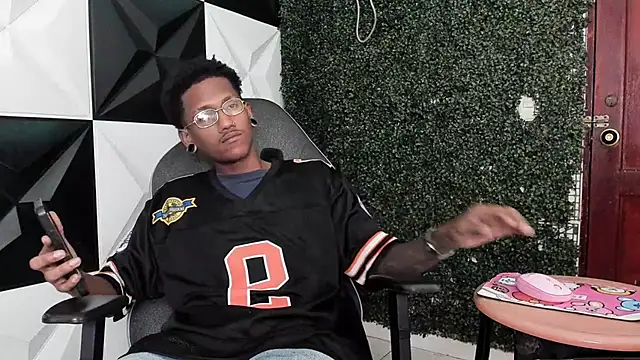 ManSant online show from April 11, 2026, 4:00 pm