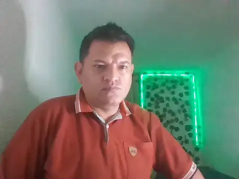 Snapshot of SexDiffrent chatting on May 15, 2026, 11:12 pm SexDiffrent online show from May 15, 2026, 11:12 pm
