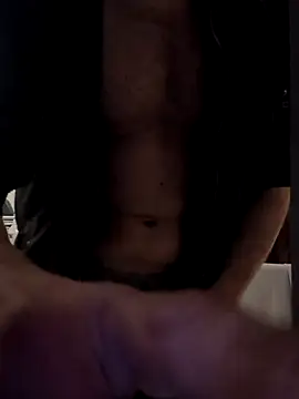 Snapshot of geilehure26 chatting on December 19, 2024, 10:42 pm geilehure26 online show from December 19, 2024, 10:42 pm