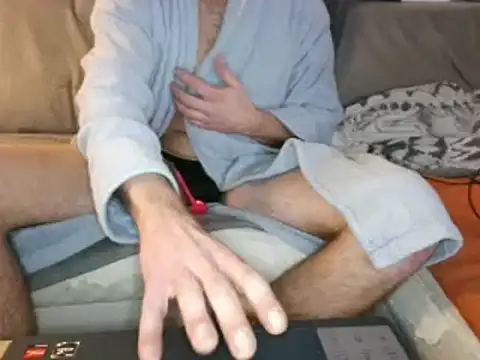 Snapshot of geilehure26 chatting on January 6, 2025, 9:22 pm geilehure26 online show from January 6, 2025, 9:22 pm