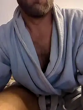 Snapshot of geilehure26 chatting on October 3, 2025, 12:29 am geilehure26 online show from October 3, 2025, 12:29 am