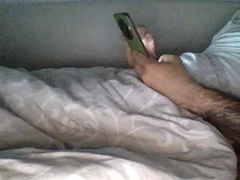 Snapshot of Nowy111 chatting on May 17, 2026, 4:43 am Nowy111 online show from May 17, 2026, 4:43 am