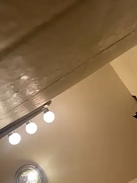 Snapshot of Greedy187nMs211 chatting on December 14, 2025, 6:01 pm Greedy187nMs211 online show from December 14, 2025, 6:01 pm