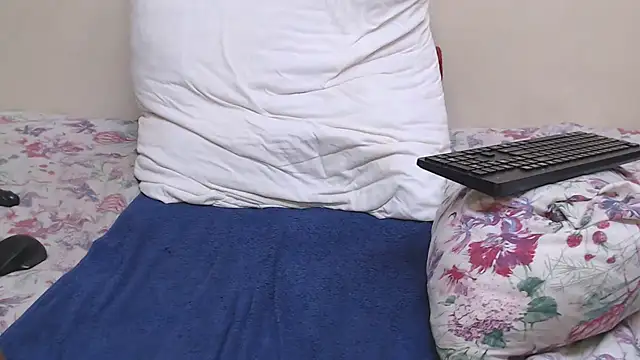 hottychubbygirl online show from January 22, 2025, 11:12 am