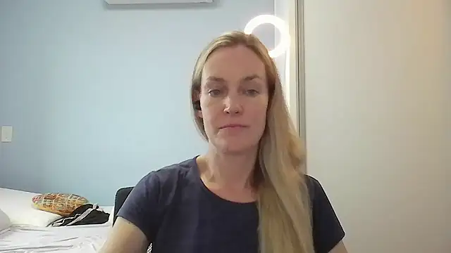 Snapshot of Annylove1 chatting on January 13, 2026, 10:53 am Annylove1 online show from January 13, 2026, 10:53 am