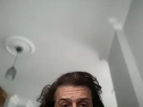 Snapshot of ALPHANDRE chatting on October 23, 2025, 6:13 am ALPHANDRE online show from October 23, 2025, 6:13 am