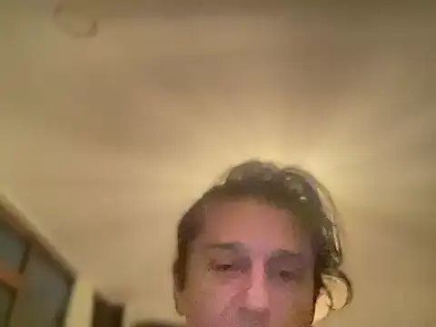 Snapshot of ALPHANDRE chatting on October 26, 2025, 6:58 pm ALPHANDRE online show from October 26, 2025, 6:58 pm