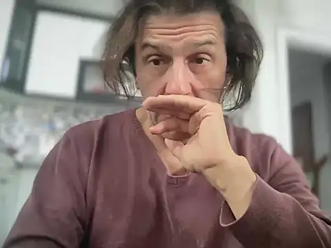 Snapshot of ALPHANDRE chatting on October 31, 2025, 8:15 am ALPHANDRE online show from October 31, 2025, 8:15 am