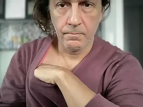 Snapshot of ALPHANDRE chatting on November 3, 2025, 6:14 am ALPHANDRE online show from November 3, 2025, 6:14 am