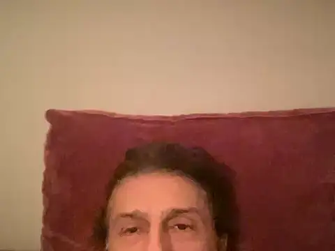 Snapshot of ALPHANDRE chatting on November 8, 2025, 7:45 pm ALPHANDRE online show from November 8, 2025, 7:45 pm