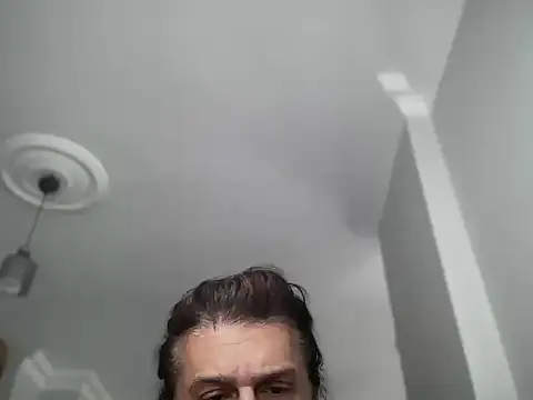 Snapshot of ALPHANDRE chatting on November 25, 2025, 8:03 am ALPHANDRE online show from November 25, 2025, 8:03 am