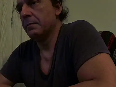 Snapshot of ALPHANDRE chatting on May 31, 2026, 6:31 pm ALPHANDRE online show from May 31, 2026, 6:31 pm