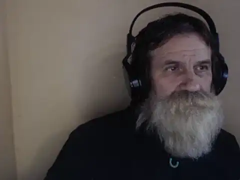 Snapshot of AlexNudo chatting on December 18, 2024, 11:45 am AlexNudo online show from December 18, 2024, 11:45 am