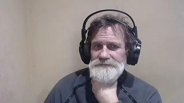 Snapshot of AlexNudo chatting on January 9, 2025, 1:24 pm AlexNudo online show from January 9, 2025, 1:24 pm