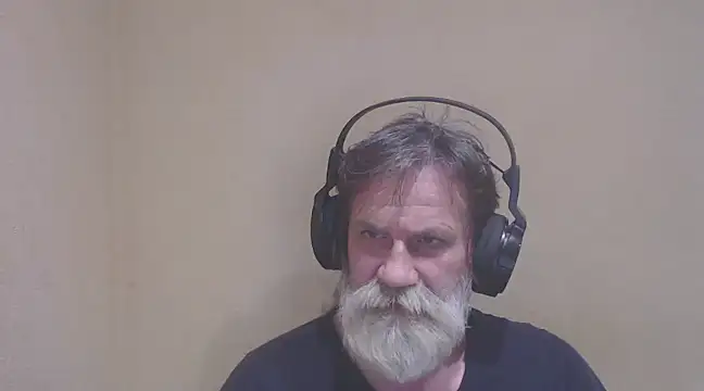 Snapshot of AlexNudo chatting on February 16, 2025, 7:04 am AlexNudo online show from February 16, 2025, 7:04 am